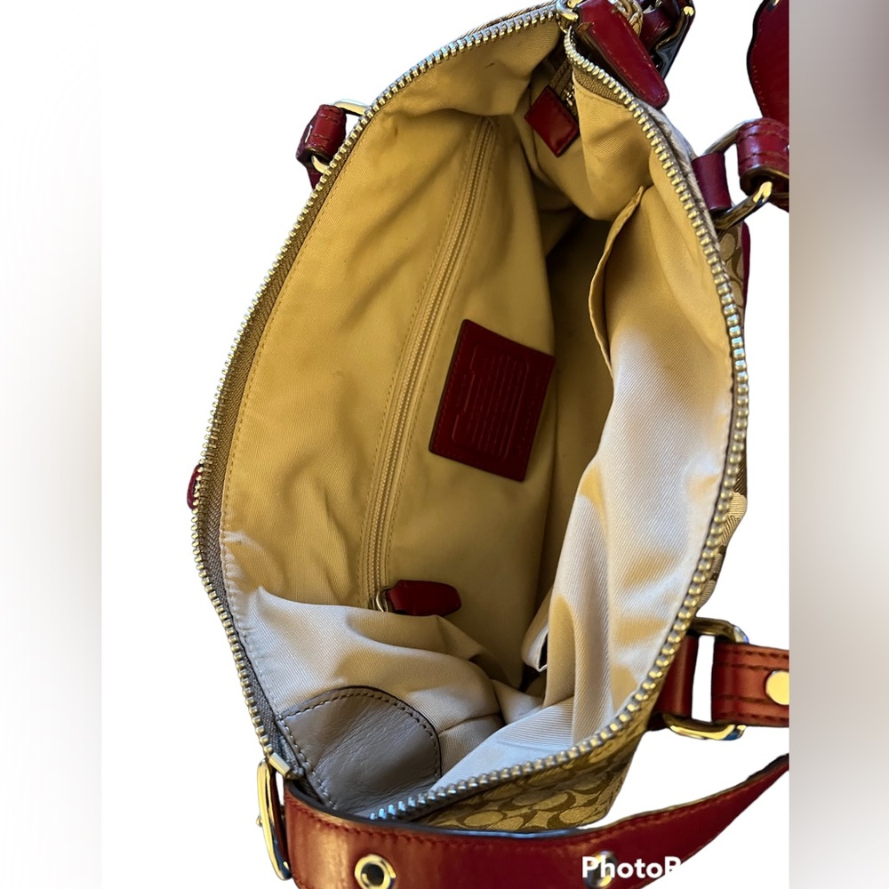 EUC Coach Bag: Burgundy and Cream: L14” W20” stretched w/o Stretch 10” Strap 34” - Picture 4 of 9